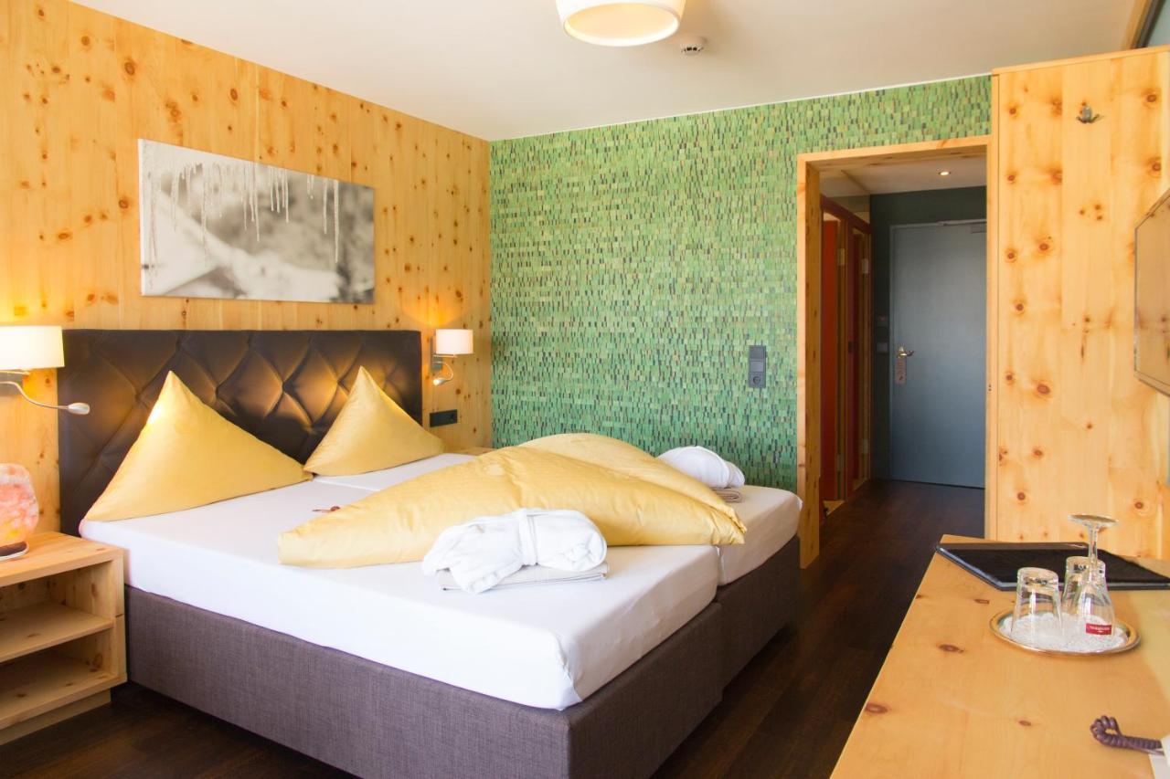 Wohlfuehlhotel Hubertushof 스투벤 암 아를베르크 외부 사진