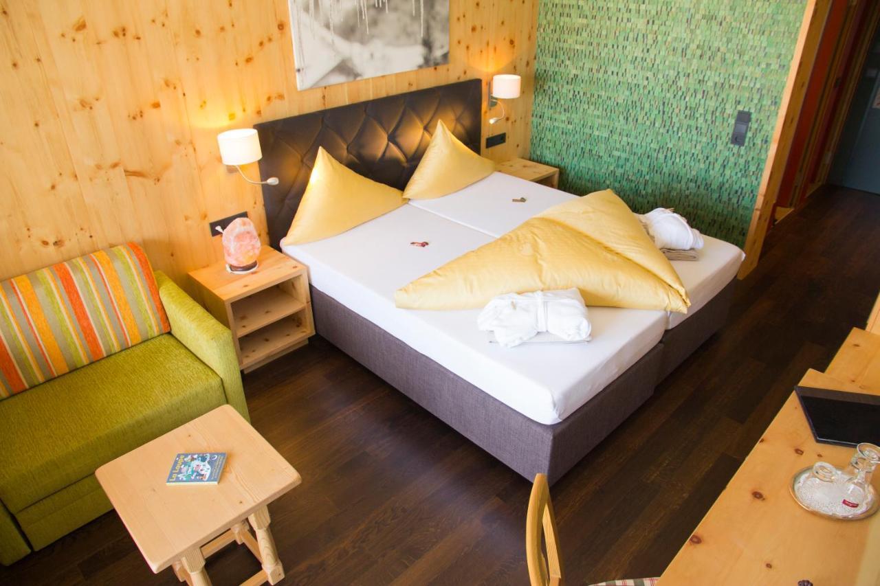 Wohlfuehlhotel Hubertushof 스투벤 암 아를베르크 외부 사진