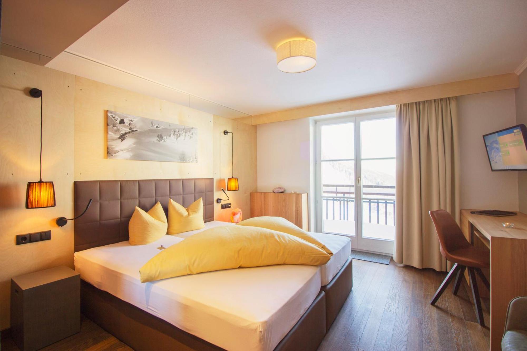Wohlfuehlhotel Hubertushof 스투벤 암 아를베르크 외부 사진