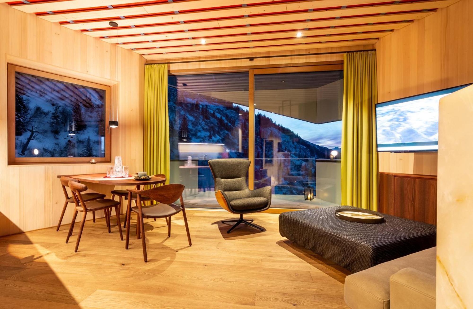 Wohlfuehlhotel Hubertushof 스투벤 암 아를베르크 외부 사진